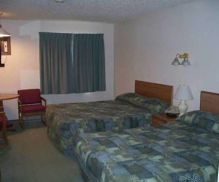 Woodland Inn & Suites Medford 外观 照片