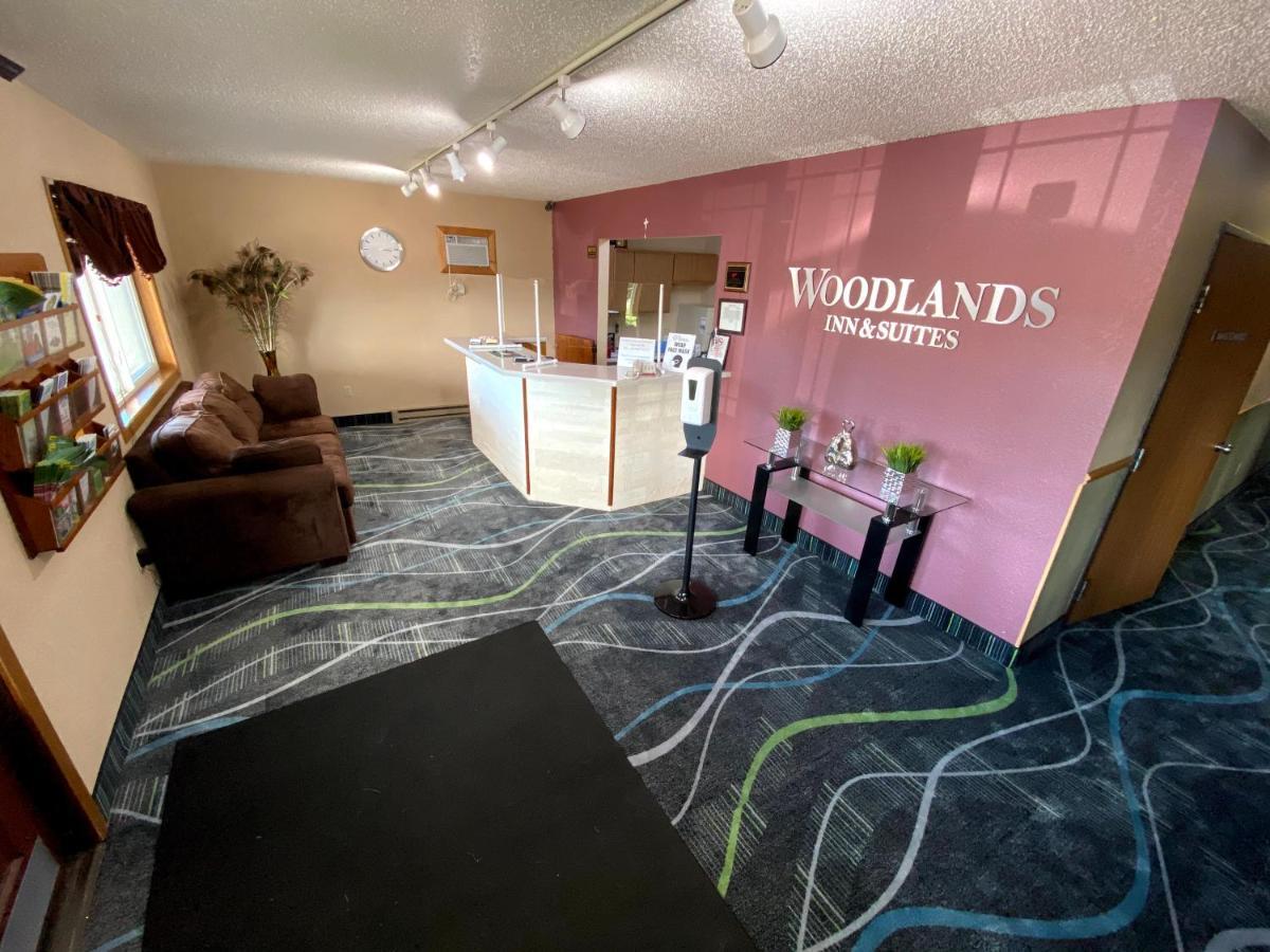 Woodland Inn & Suites Medford 外观 照片
