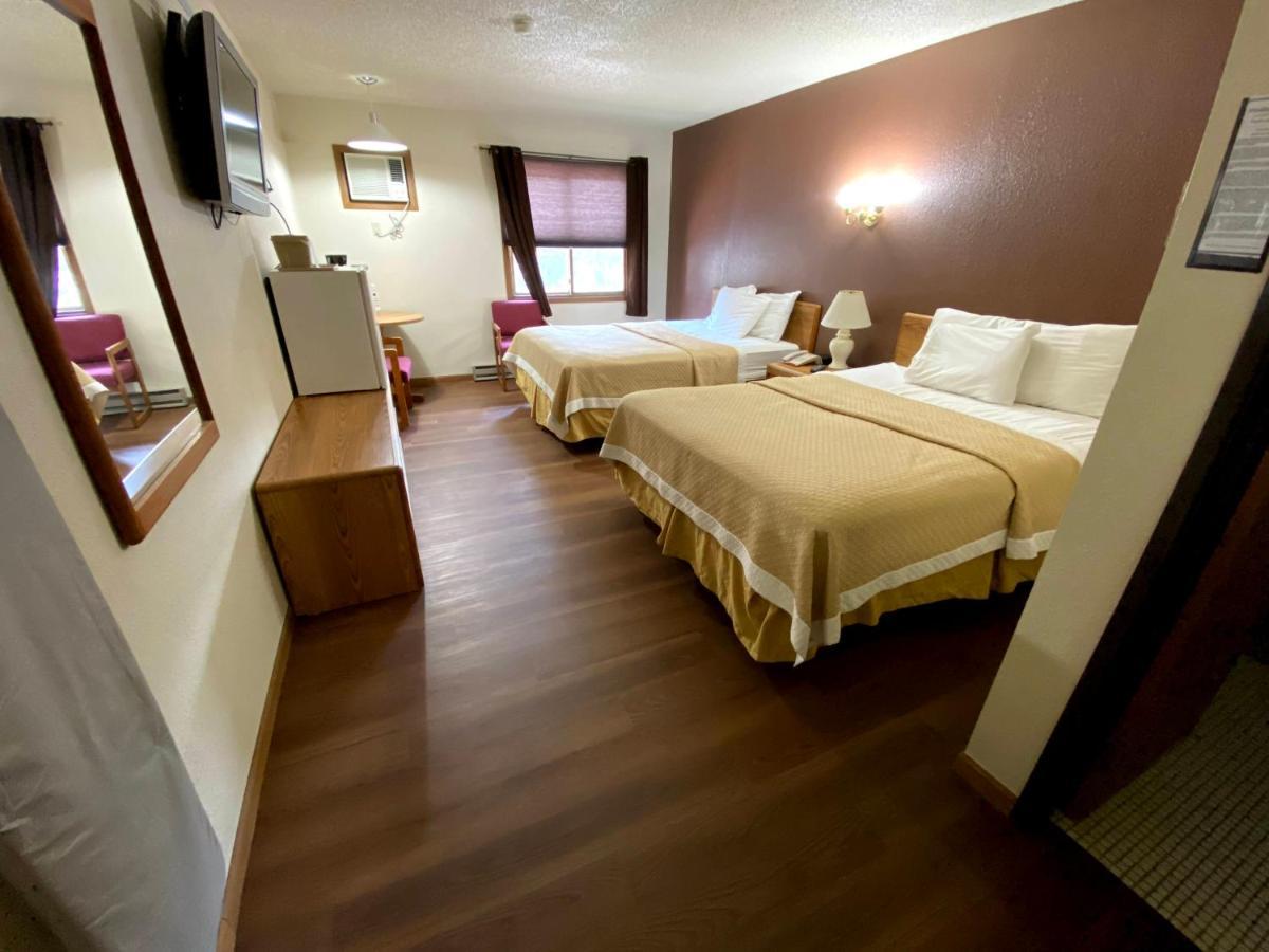 Woodland Inn & Suites Medford 外观 照片