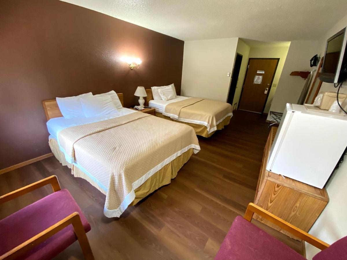 Woodland Inn & Suites Medford 外观 照片