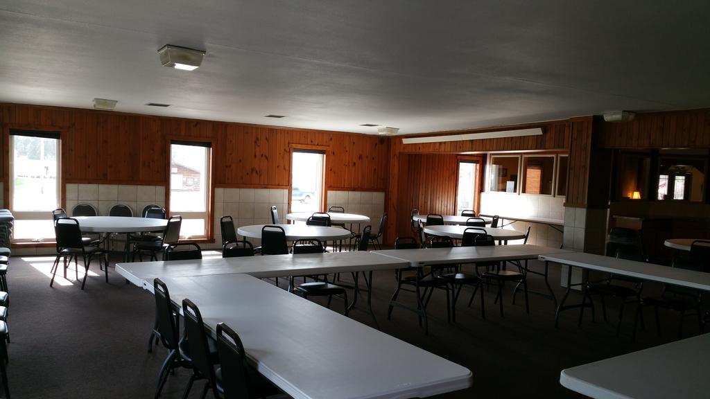 Woodland Inn & Suites Medford 外观 照片