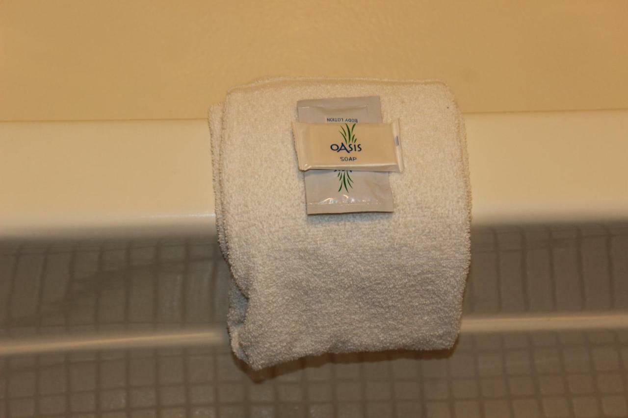 Woodland Inn & Suites Medford 外观 照片